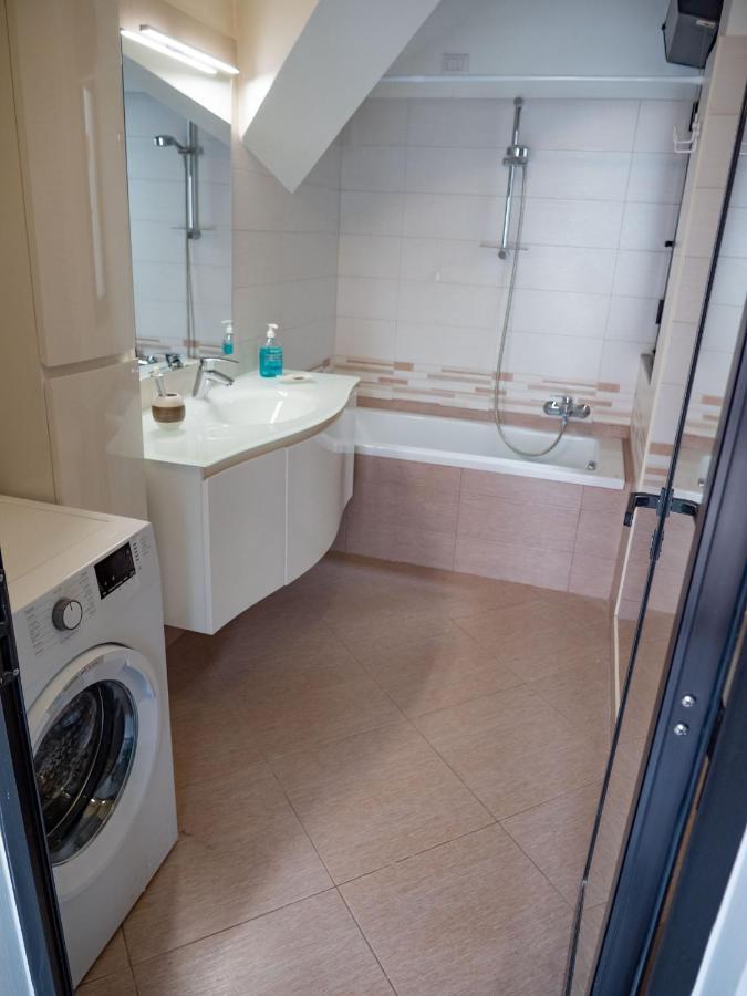 Appartamento Comfy Penthouse Milano Esterno foto