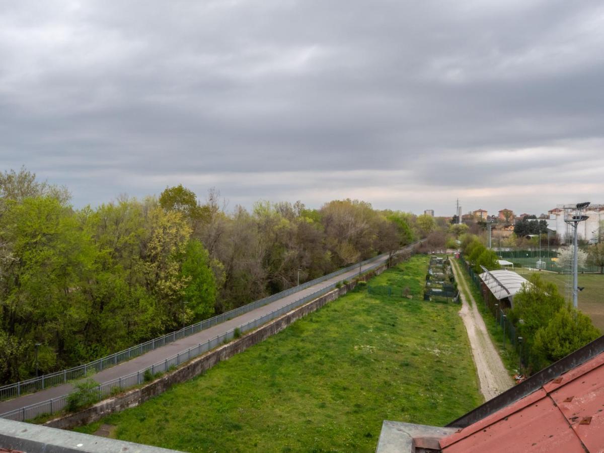 Appartamento Comfy Penthouse Milano Esterno foto